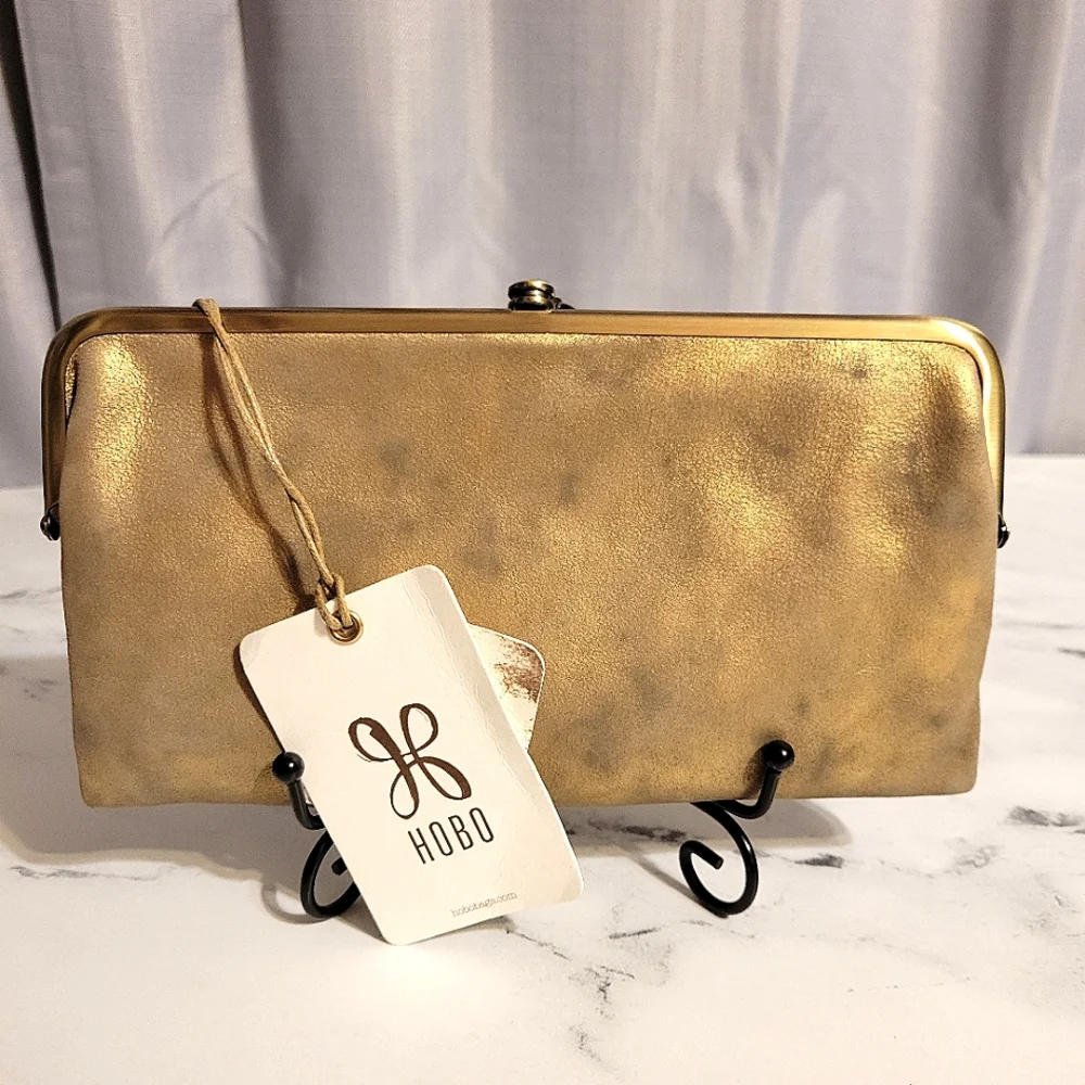 NWT HOBO LE 'Stardust' Metallic Leather with Wanderlust Lining Wallet/Clutch - Picture 1 of 11